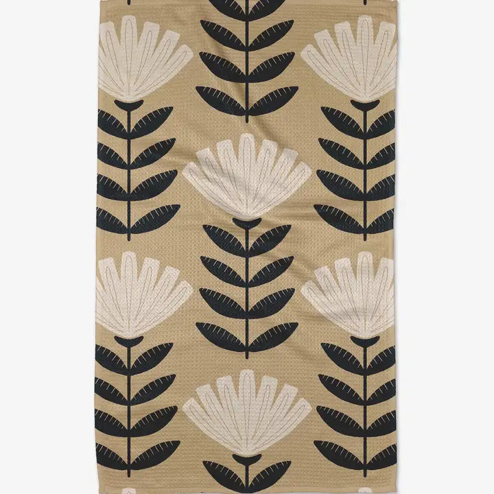 Gloria Geometry Towel