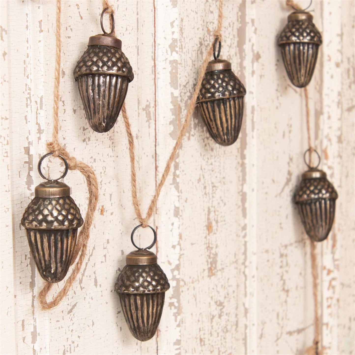 71"Garland - Antiqued Glass Acorns