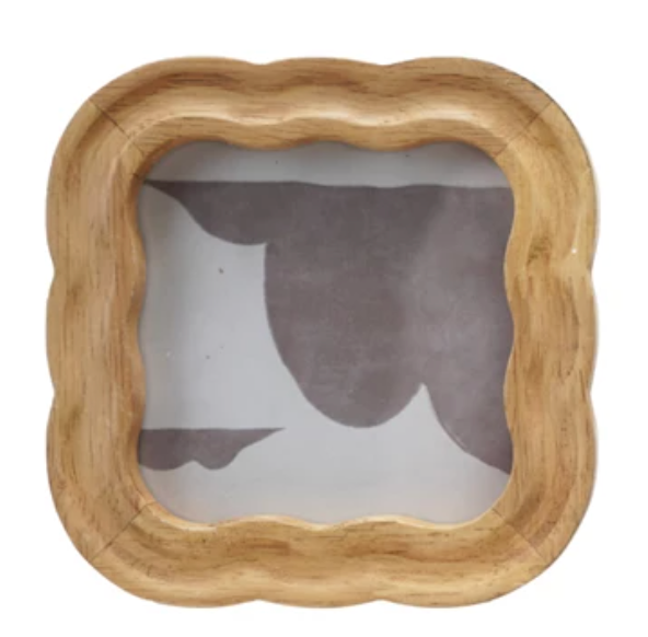 Scalloped Photo Frame, 2 Colors (4" x 4" Photo) (Hangs or Sits)