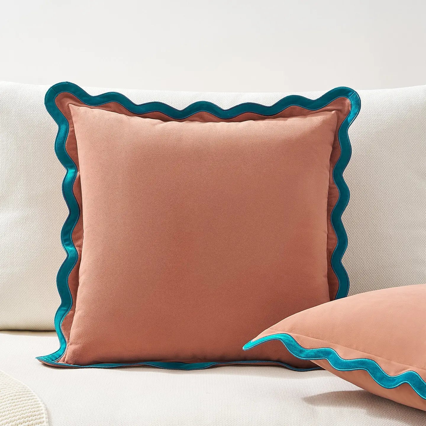 18" Teal/Pink Scalloped Pillow