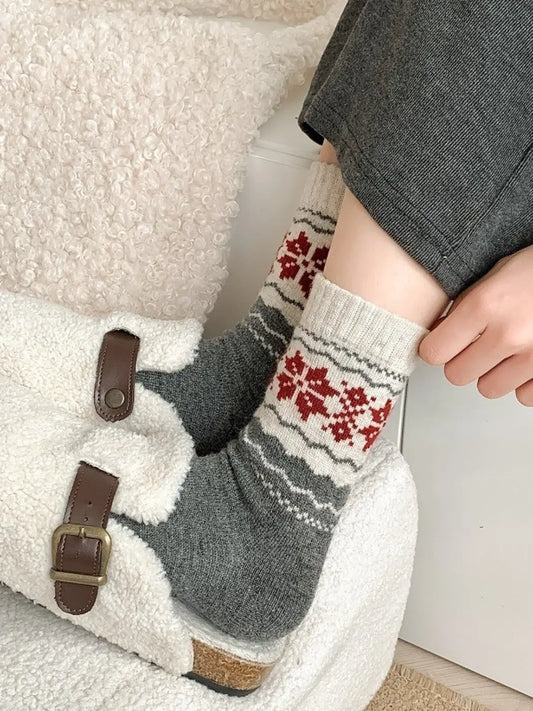 Snowflake Mid-calf Socks