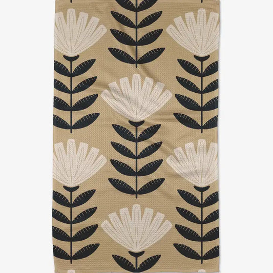 Gloria Geometry Towel