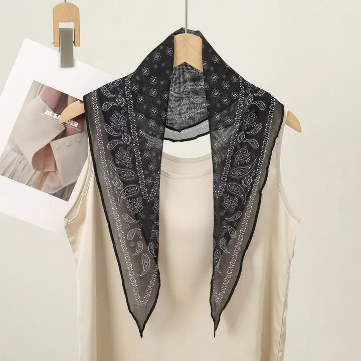 Lightweight Triangle Scarf