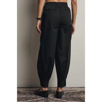 Pleated Cuff Button Tapered Pants