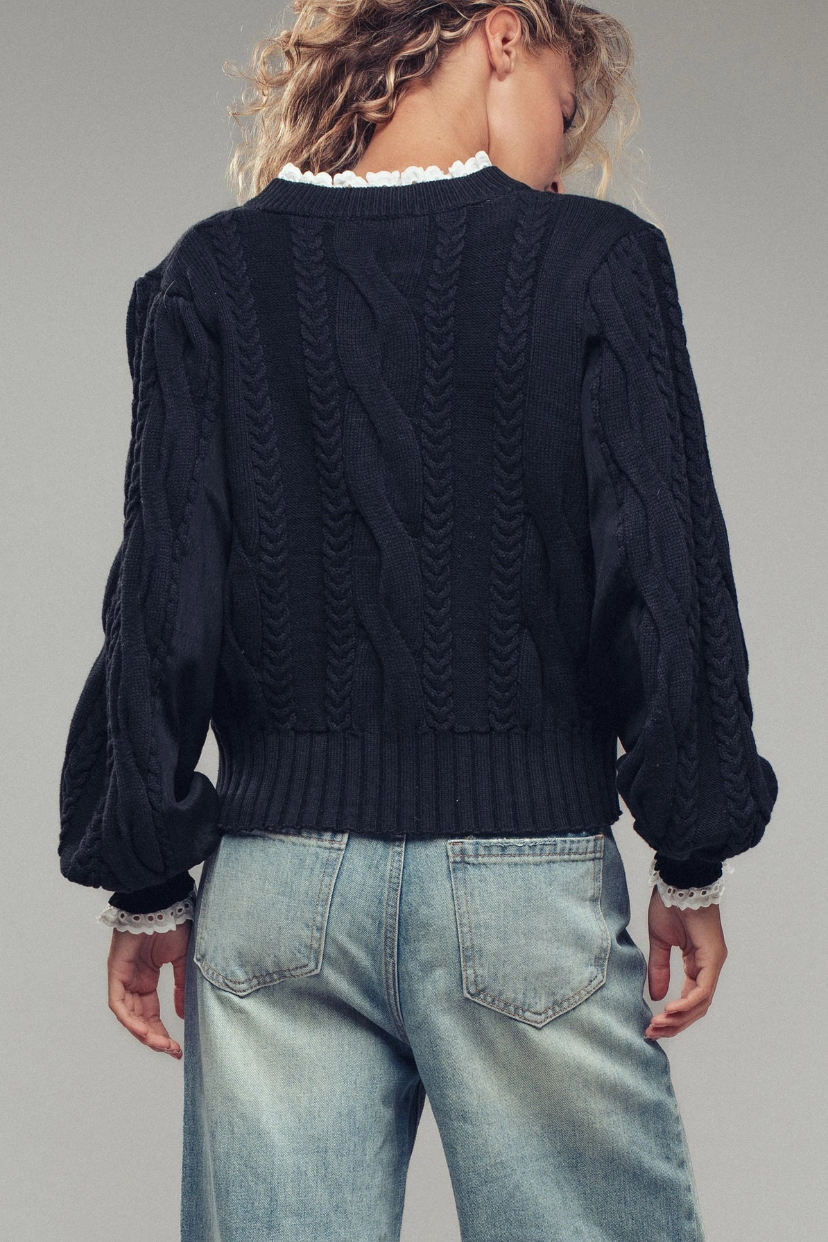 Lace Trim Cable Knit Pullover Sweater