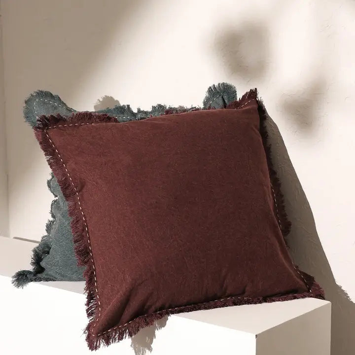 22" Linen Throw Pillow