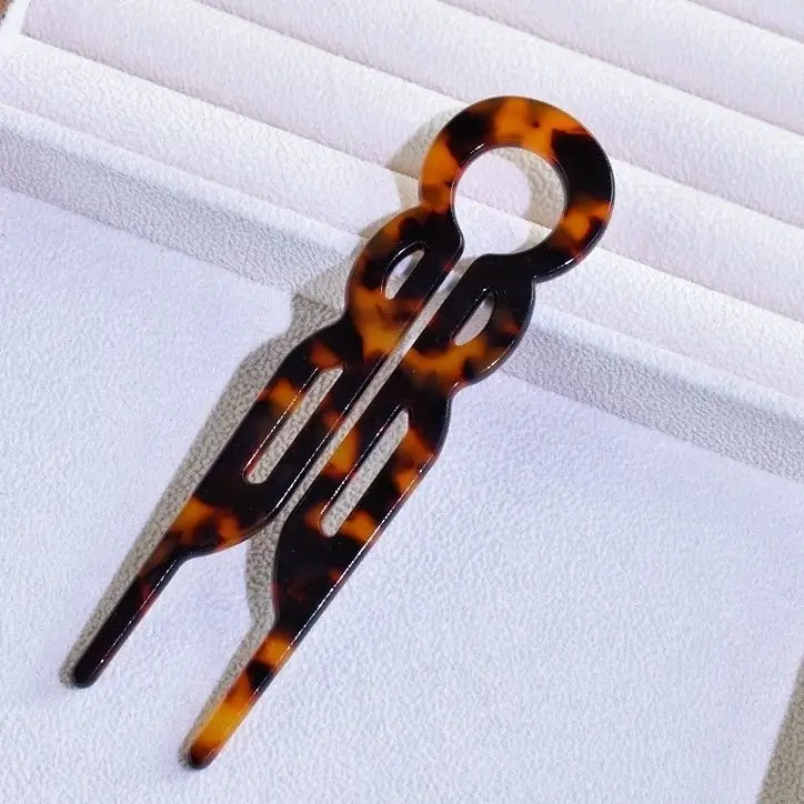 Marble Hair Fork Double Prong Bun Wand