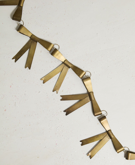 Collectors Gold Bow Garland