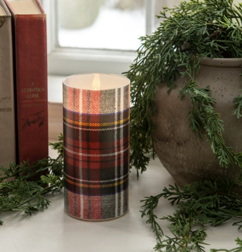 White Tartan 3D Flame Glass Candle