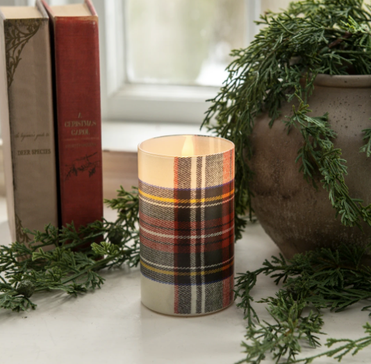 White Tartan 3D Flame Glass Candle