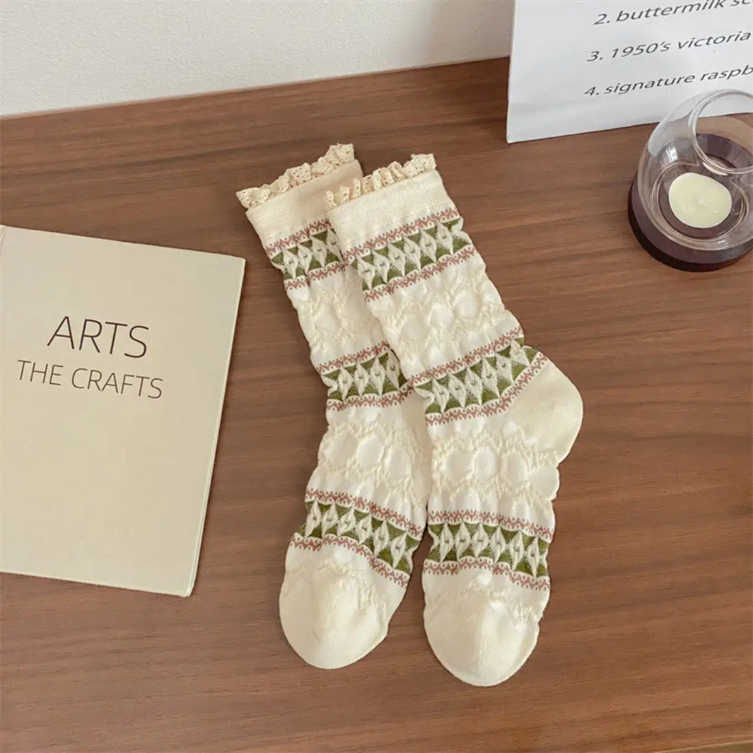 Diamond Pattern Pleated Mid-calf Sock