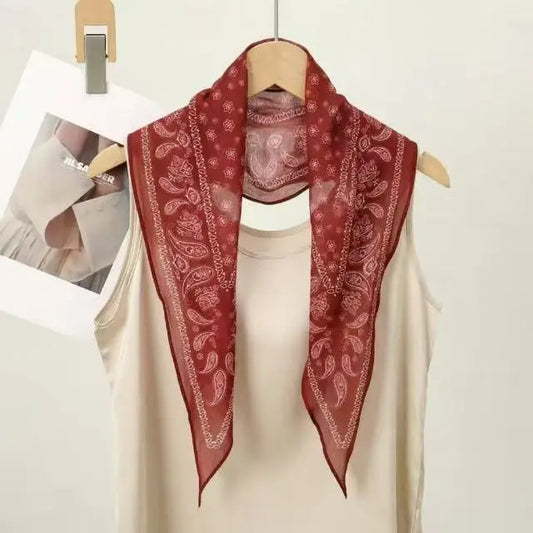 Lightweight Triangle Scarf